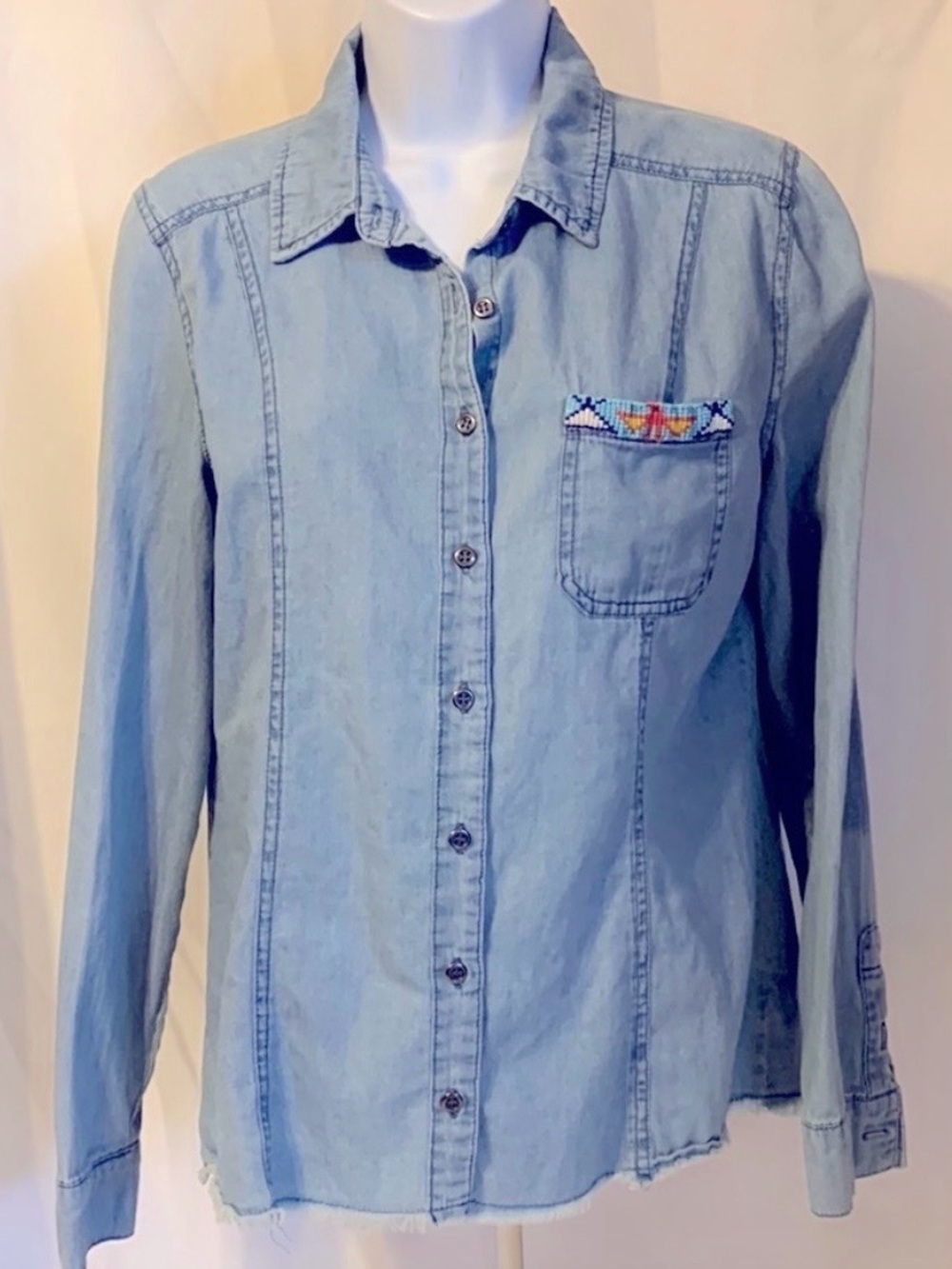 Billabong Women’s Medium Blue Long Sleeve Button Front Beaded Denim Shirt